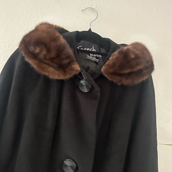 Vintage Pea Coat With Fur Collar - Picture 2 of 6
